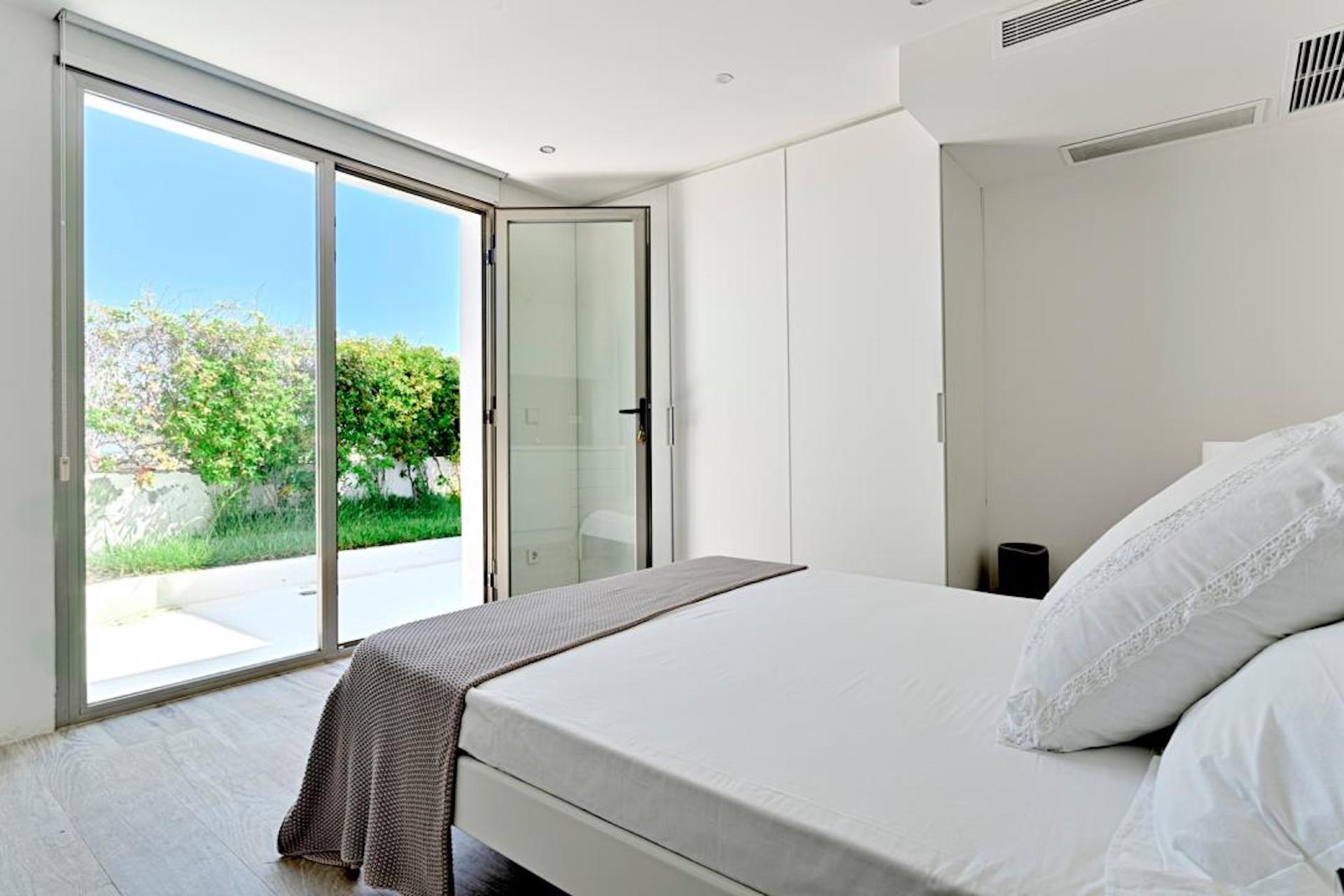 Resa Estates Ibiza villa rental skyhigh house bedroom.jpg
